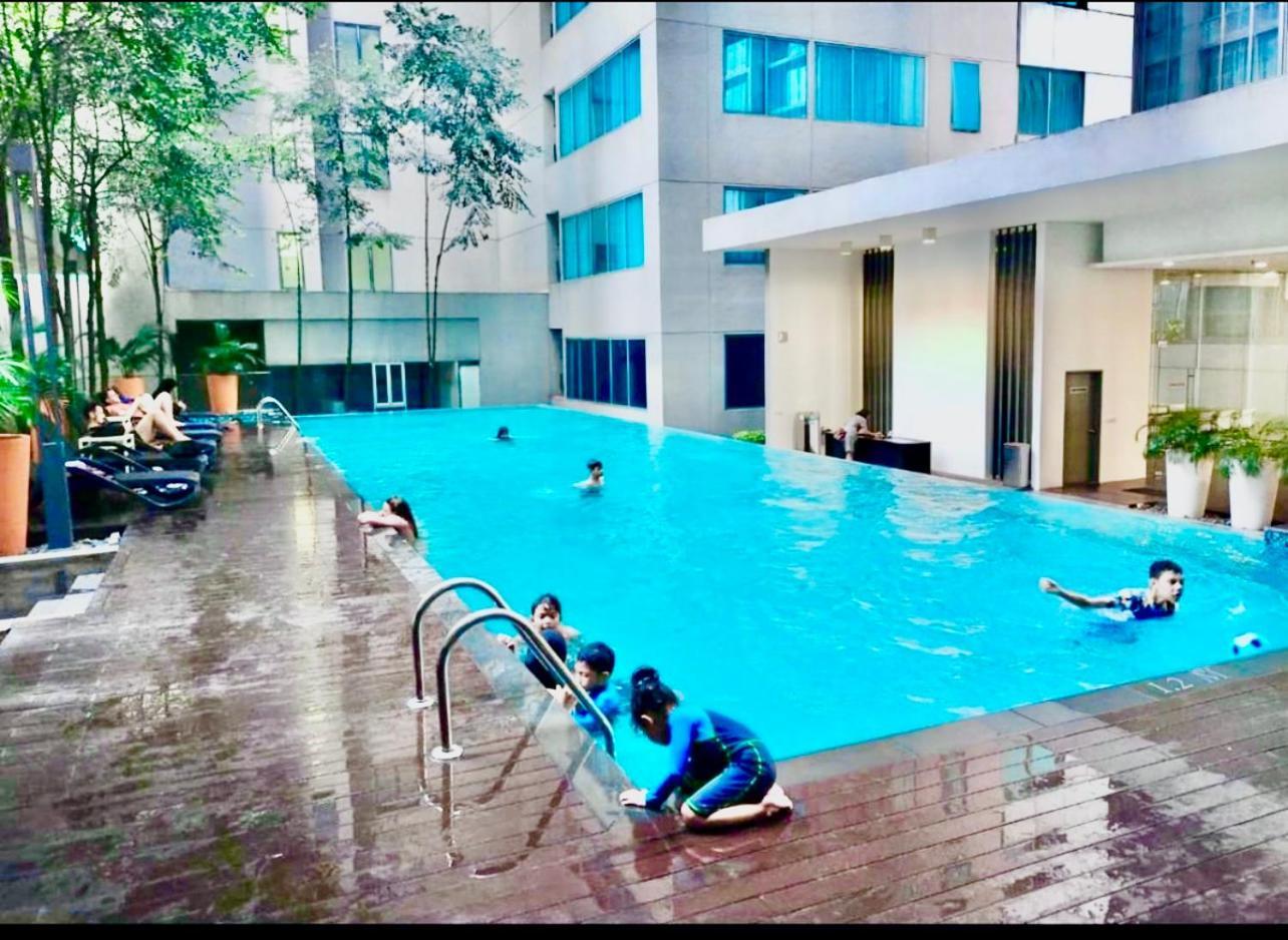 Summer Suites Klcc By Whollmark Kuala Lumpur Luaran gambar