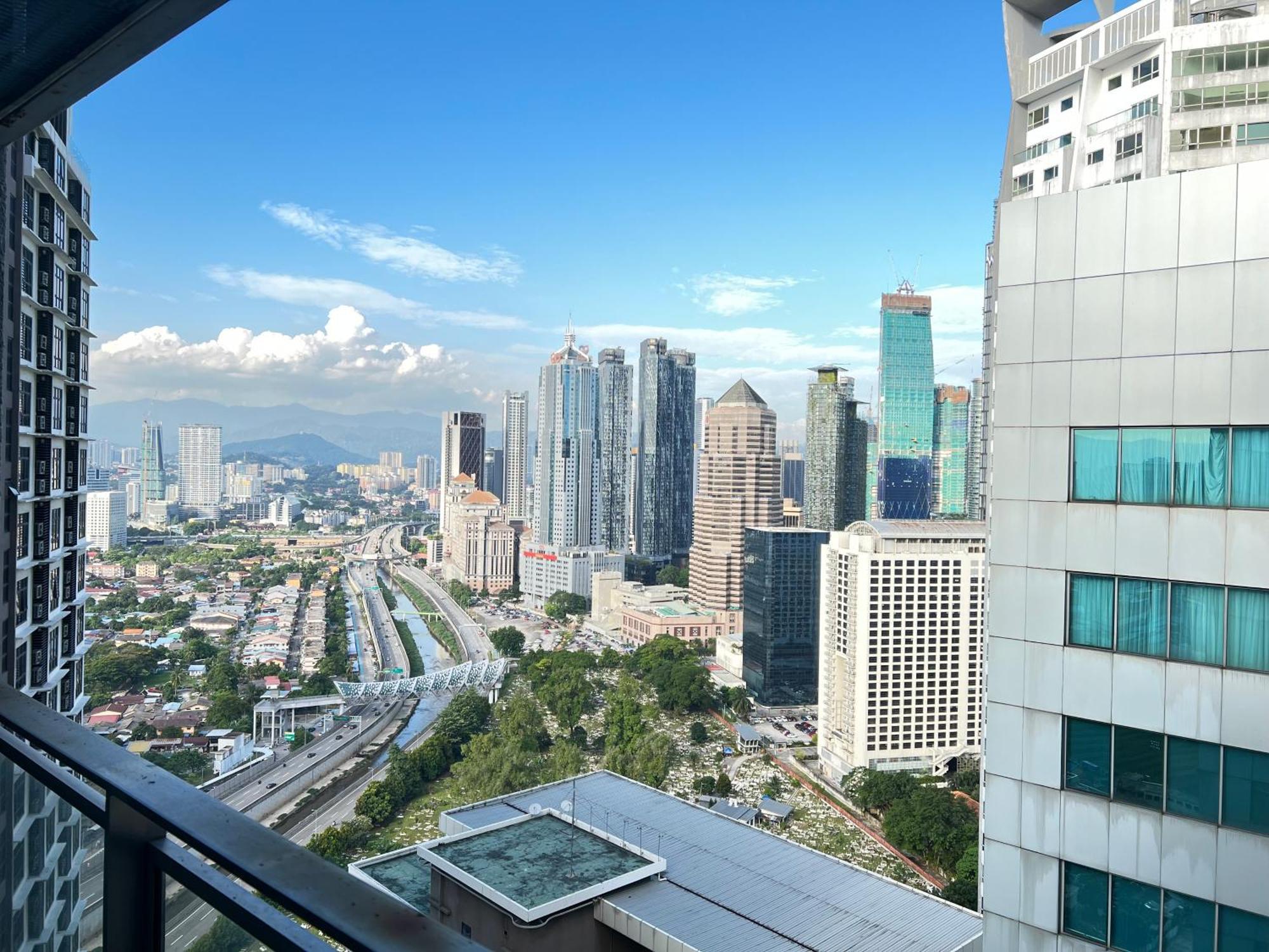 Summer Suites Klcc By Whollmark Kuala Lumpur Luaran gambar